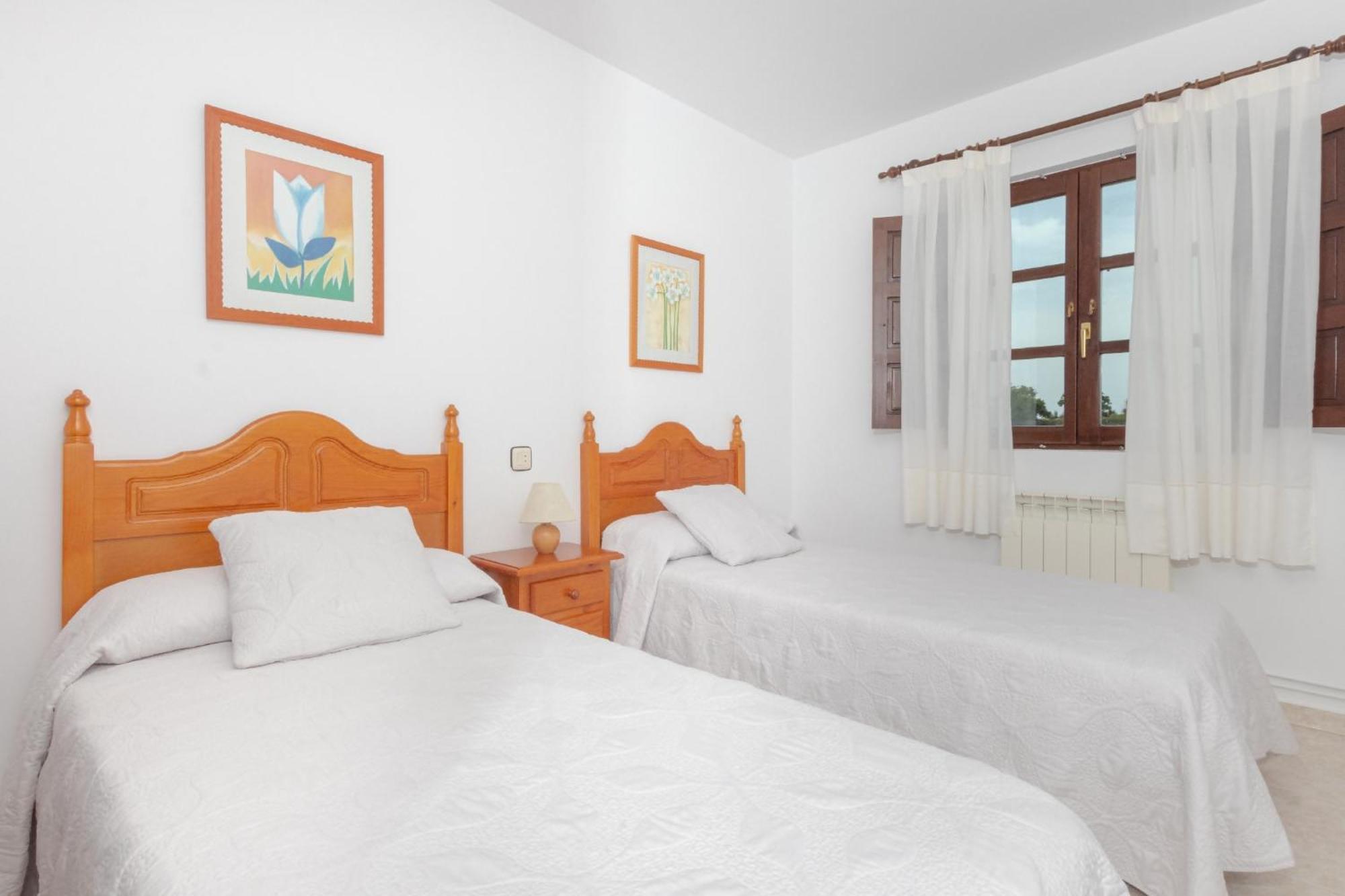 Apartamentos El Acebo Navés Exteriör bild
