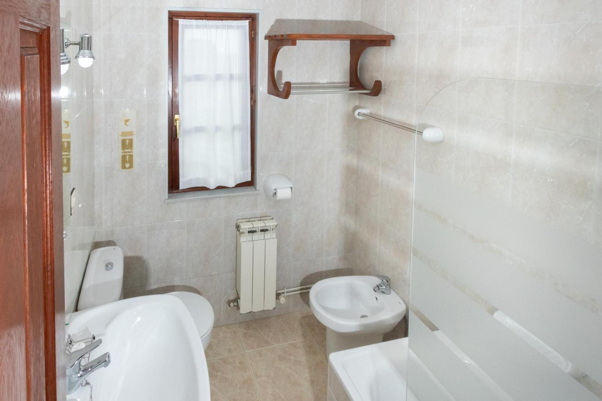 Apartamentos El Acebo Navés Exteriör bild