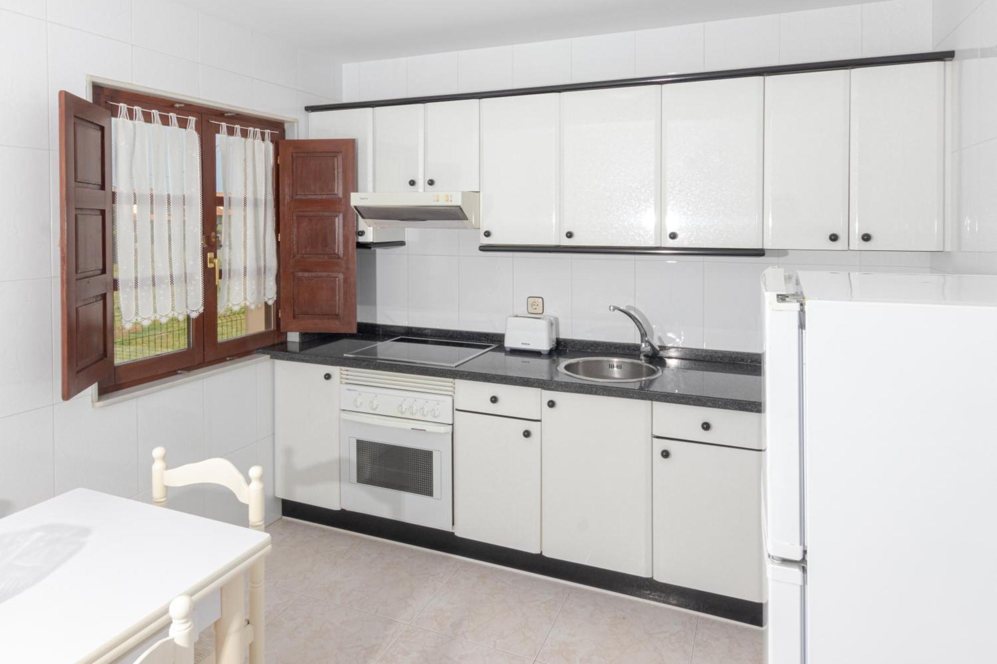 Apartamentos El Acebo Navés Rum bild