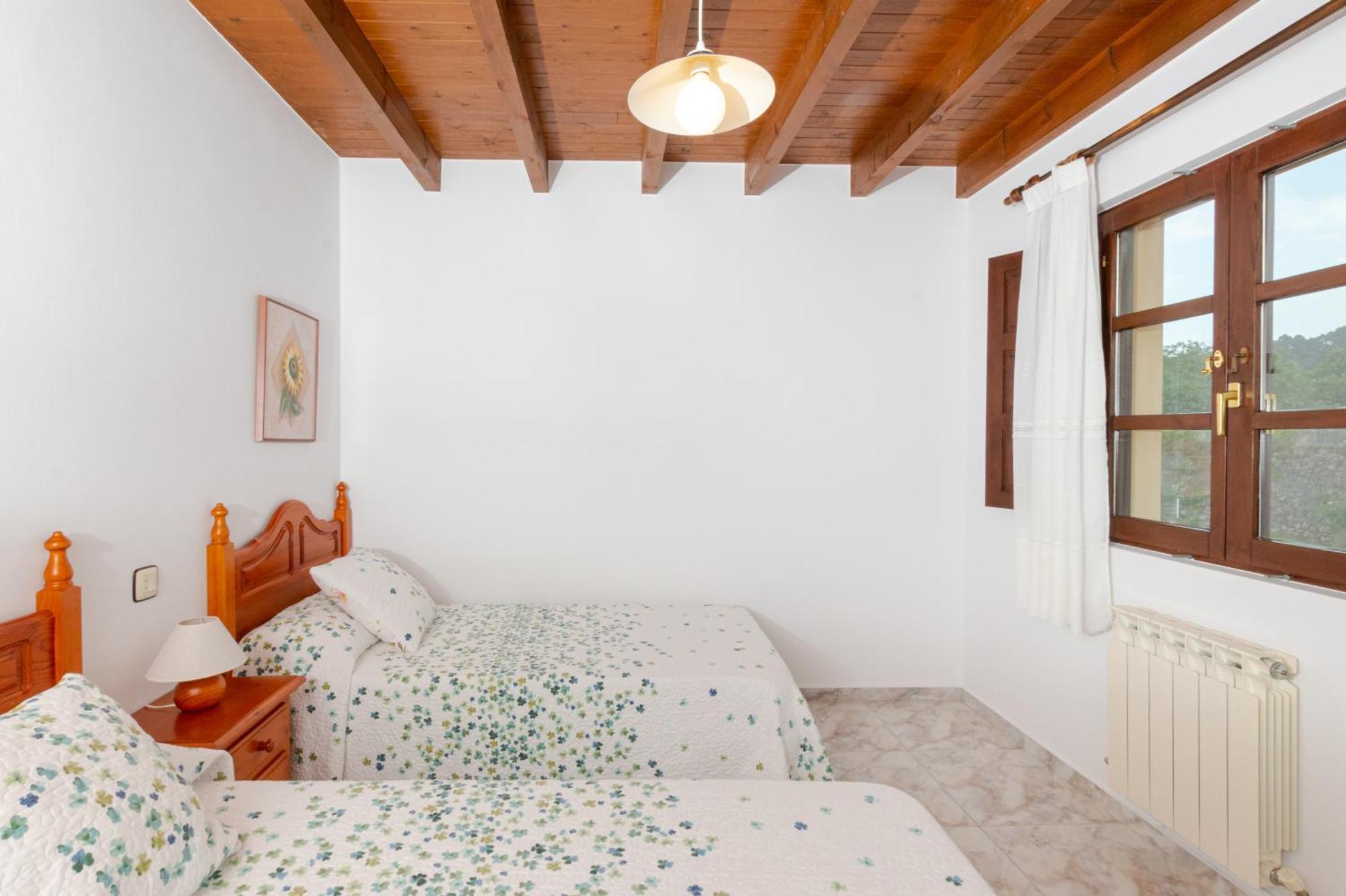 Apartamentos El Acebo Navés Rum bild